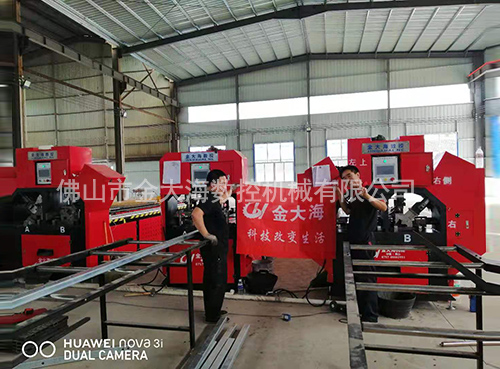 武汉采购锌钢护栏冲孔机价格